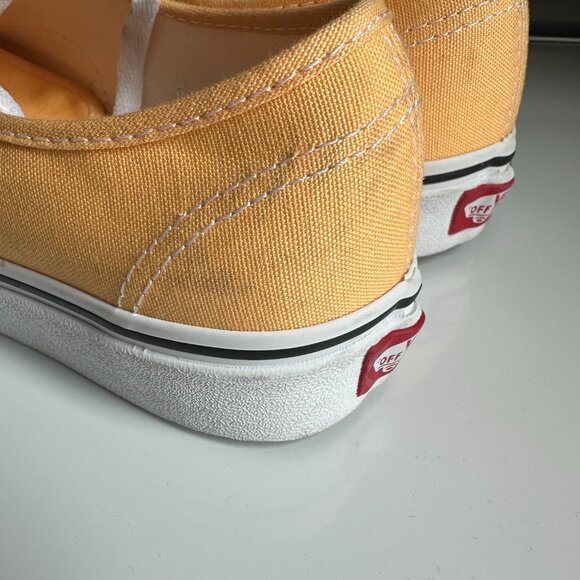 NWOT Yellow Canvas Vans Size 7 Women’s — Never Worn - Picture 11 of 13